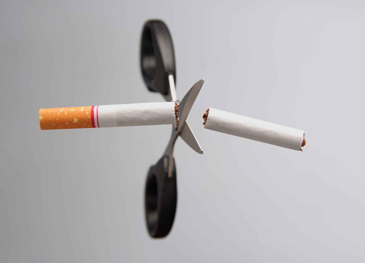 10 REASONS TO STOP SMOKING